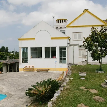 Δωμάτια σε οικογενειακή κατοικία Casa Do Sol Conscious Coliving